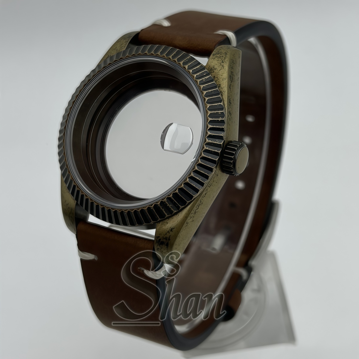 39MM Bronze‑Tone Grooved Watch - Bronze Case Watch recension och pris