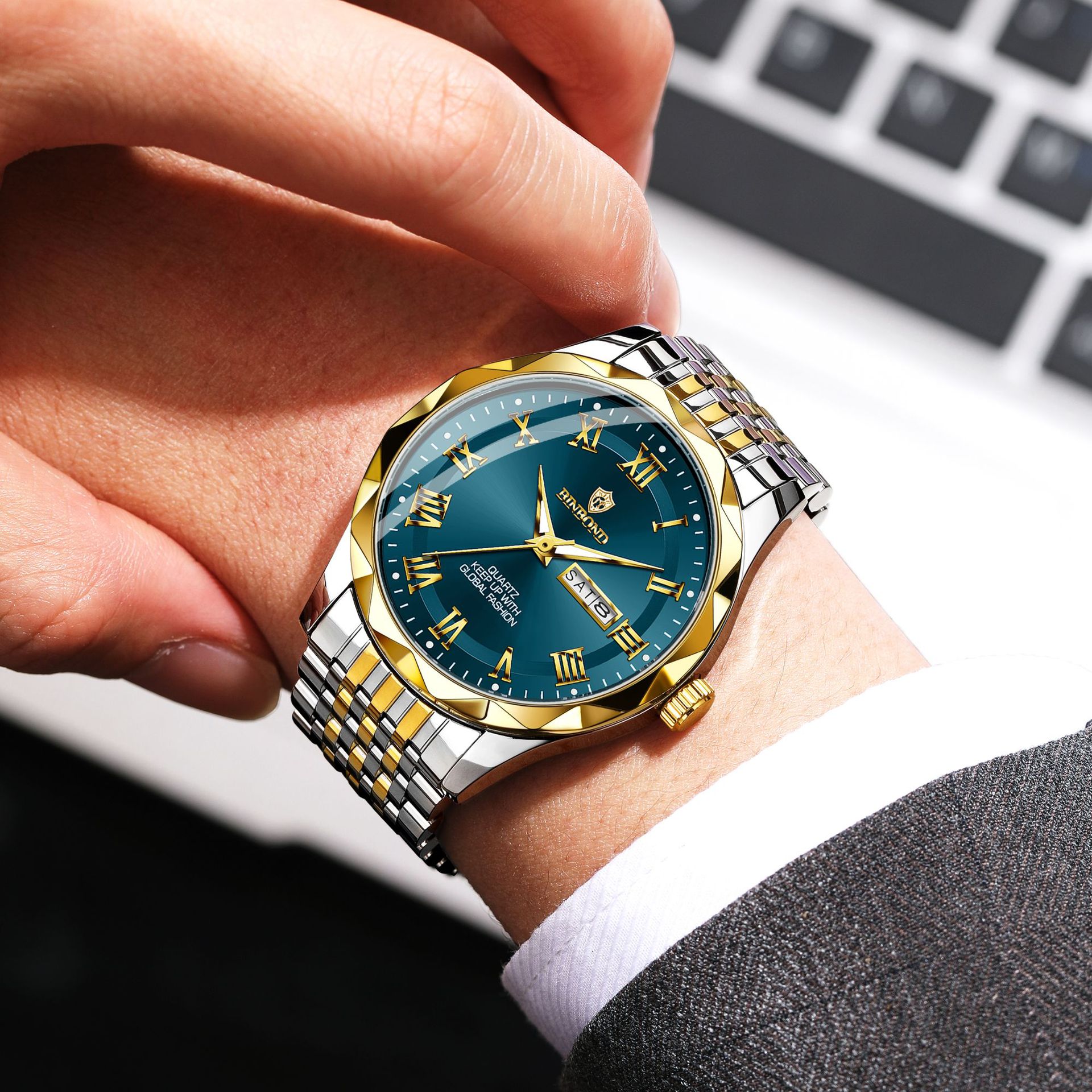 BINBOND Luxury Quartz Wristwat - Luxury Watch Organizer For Men recension och pris